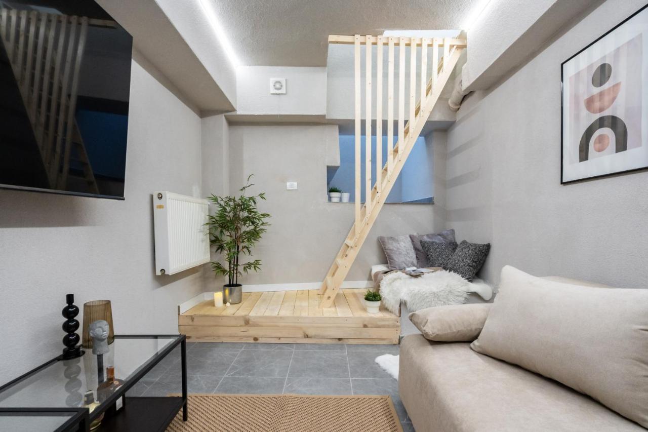 Four Bedroom Apartment, Old Town Bucarest Exterior foto